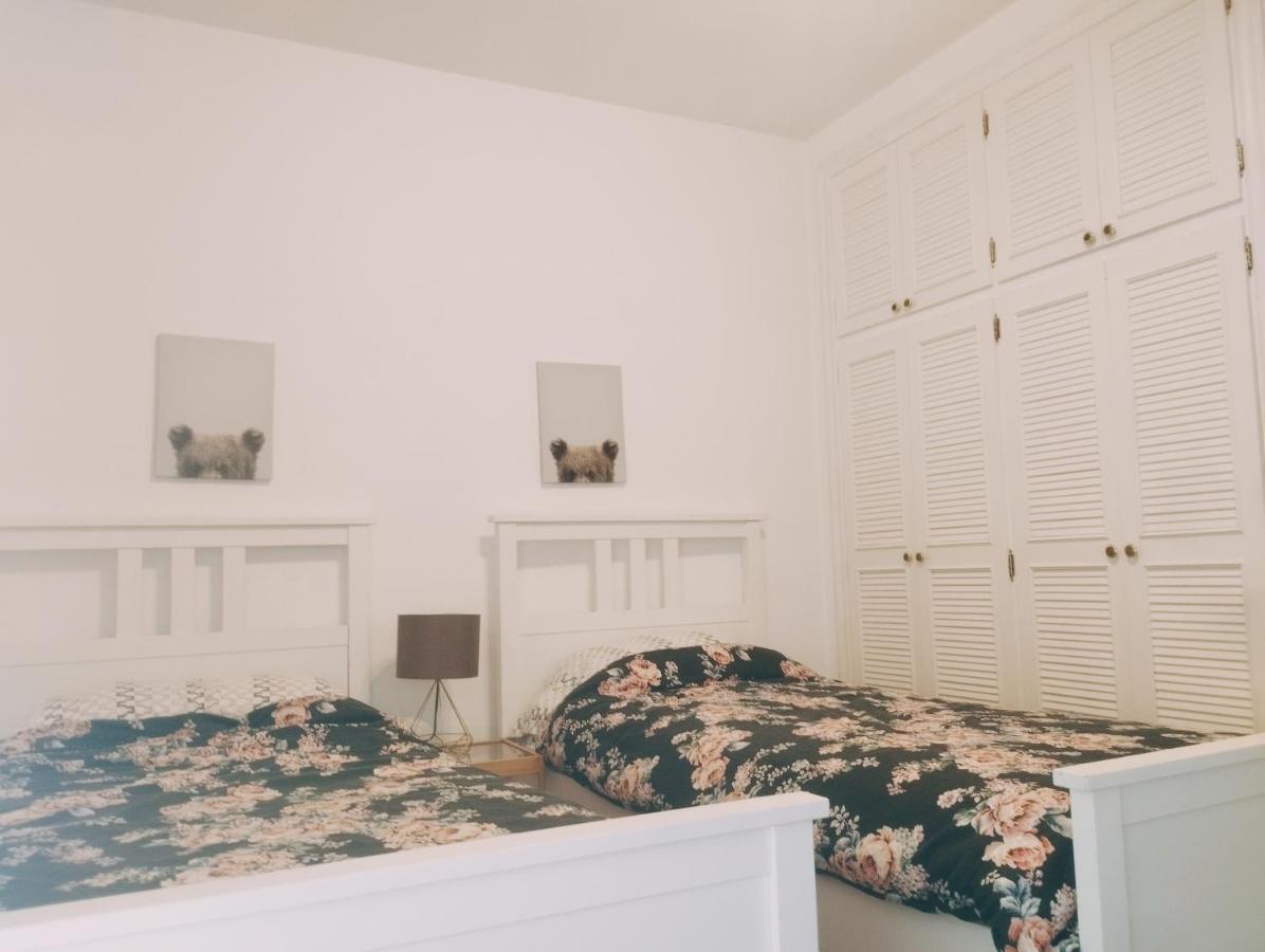 Les Canyes Cottage, Private Villa Resort Piera Ngoại thất bức ảnh