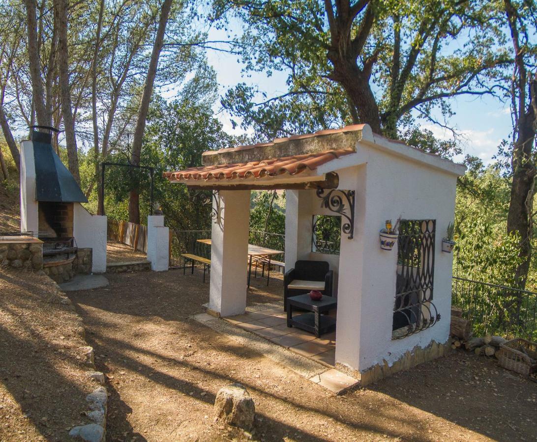 Les Canyes Cottage, Private Villa Resort Piera Ngoại thất bức ảnh