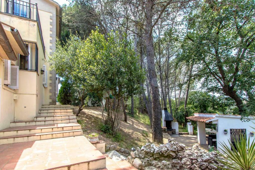 Les Canyes Cottage, Private Villa Resort Piera Ngoại thất bức ảnh