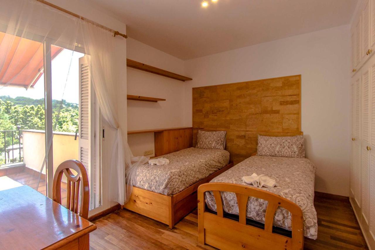 Les Canyes Cottage, Private Villa Resort Piera Ngoại thất bức ảnh